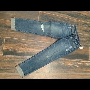 Gap girlfriend jeans. NWT. Size 0/25